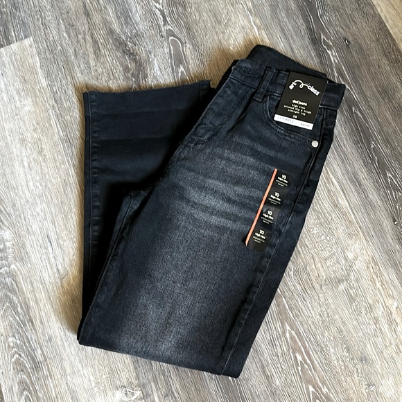 Art Class Jeans High Waist Relax Hip & Tight Raw Hem Straight Leg size 10 Kids - Picture 2 of 8